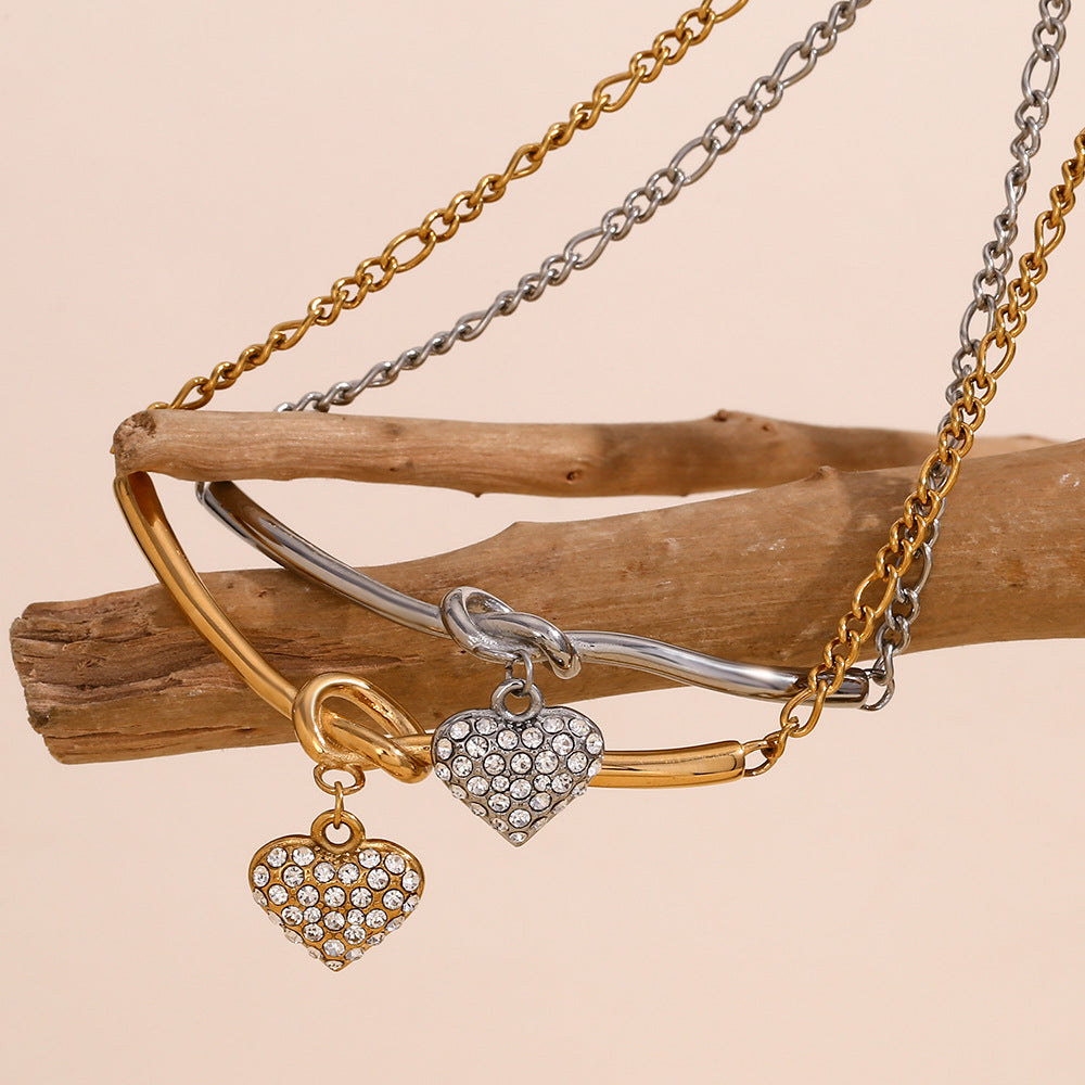 Fashionable OL Style Heart-Shaped Stainless Steel Pendant Necklace with 18K Gold Plating on Standard Chain for Women