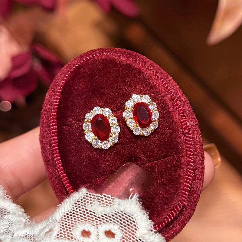 Aretes de lujo geométricos ovalados de circonita cúbica con poste de plata 925 chapado en oro de 18K para mujer