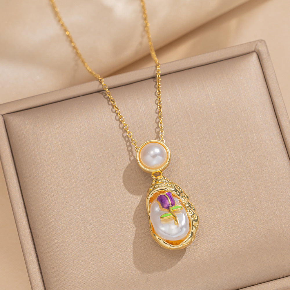 Elegante collana con ciondolo floreale vintage francese smaltato con conchiglia di abalone e catena in acciaio al titanio a forma geometrica