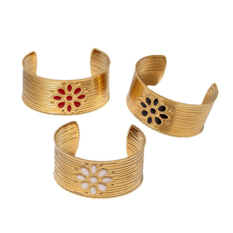 Minimalist Sun Symbol Bracelet for Women in Stainless Steel with 18K Gold Plating and Adjustable Open Bangle Design