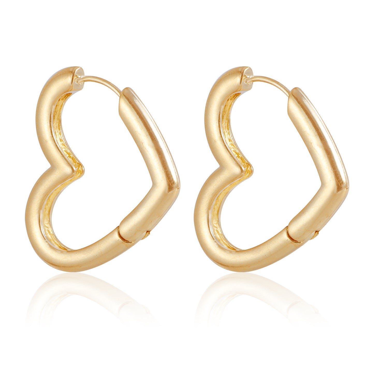 Minimalist Hollow Heart Shape Alloy Earrings for Women with Plated Finish, Lightweight and Versatile Ear Studs