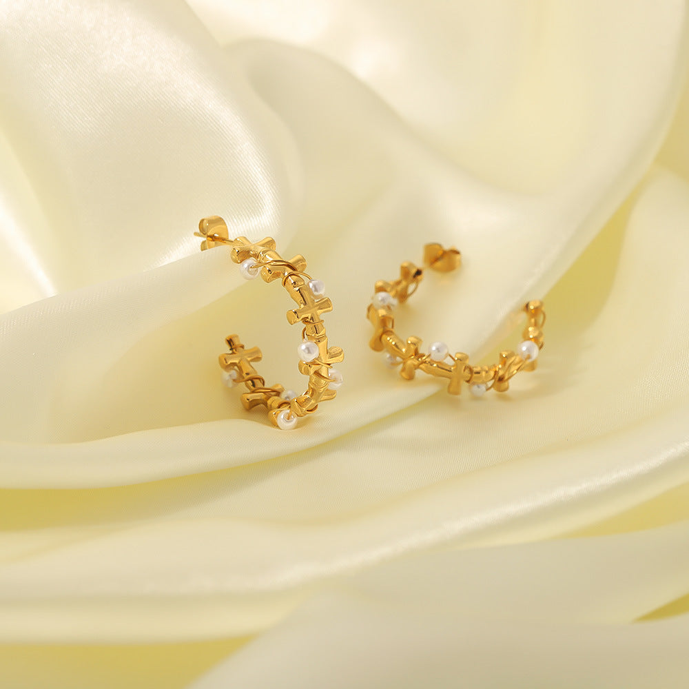 Minimalist Geometric Stainless Steel C-Shaped Earrings with Pearl Inlay Vacuum-Plated in 18K Gold for Women