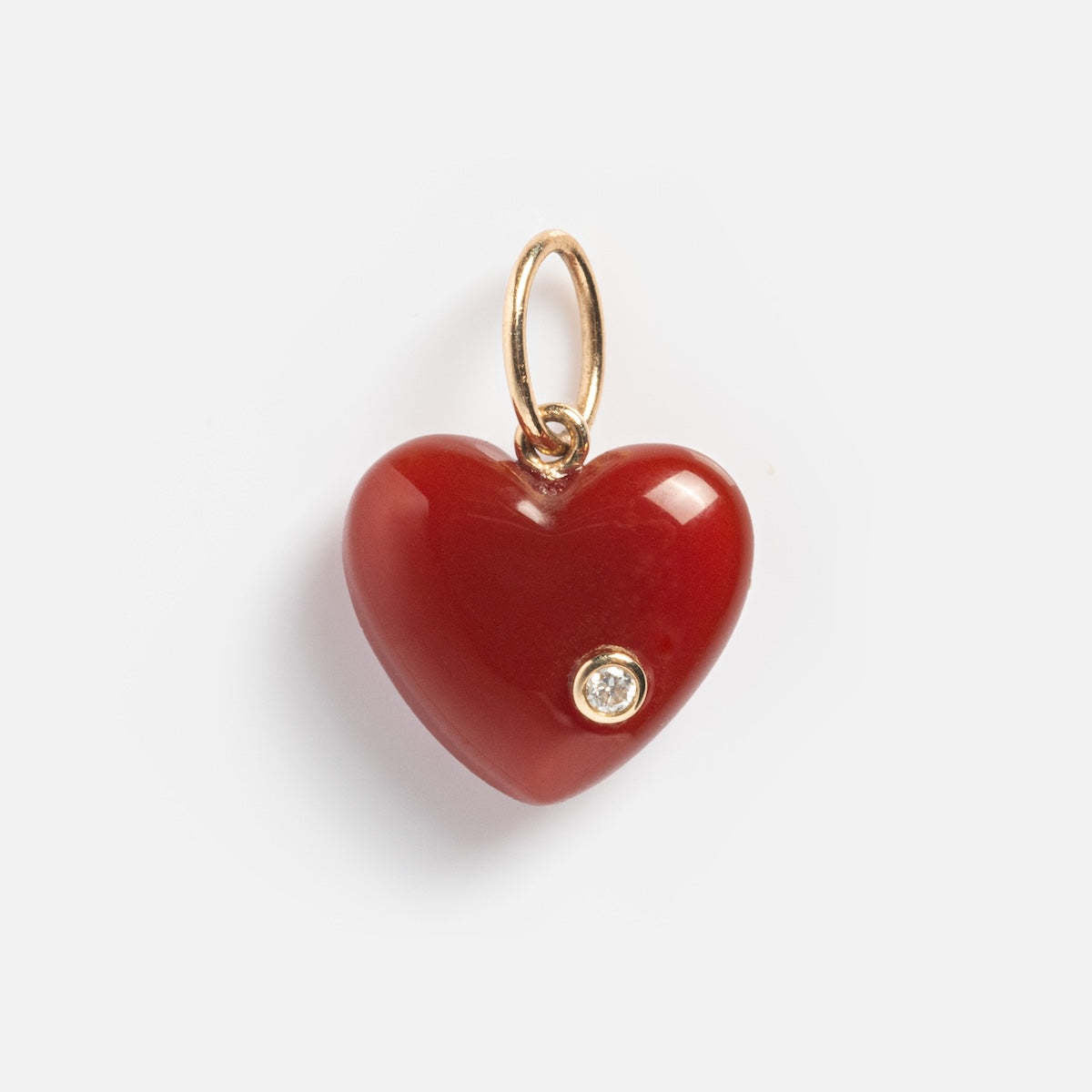 Colgante de corazón minimalista geométrico de acero inoxidable con incrustaciones de circonita cúbica y baño de oro de 18 quilates PVD, diseño de barra