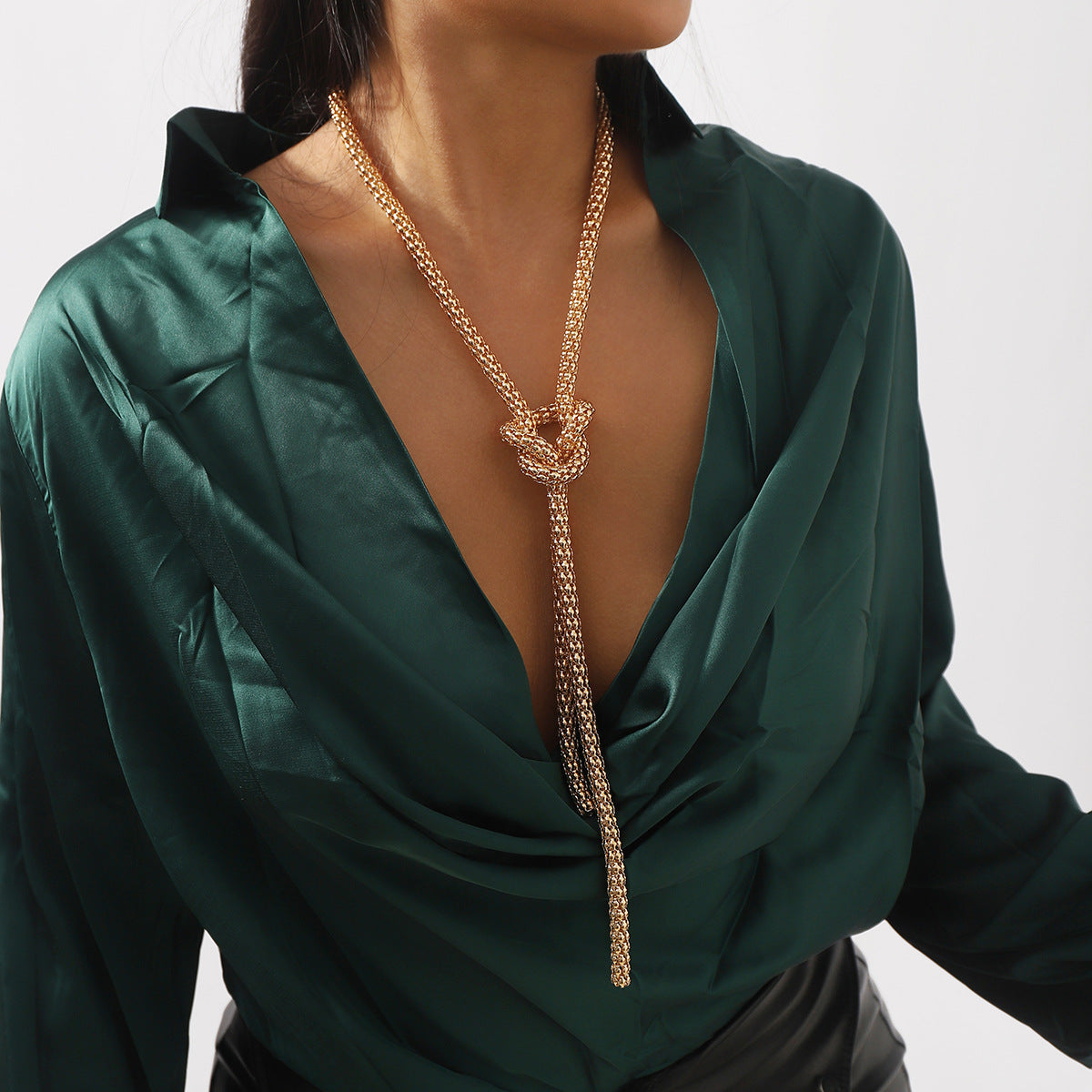 Sweet-Edgy Geometric Y-Shaped Linear Pendant Necklace for Women with Plated Finish and Tassel Detail