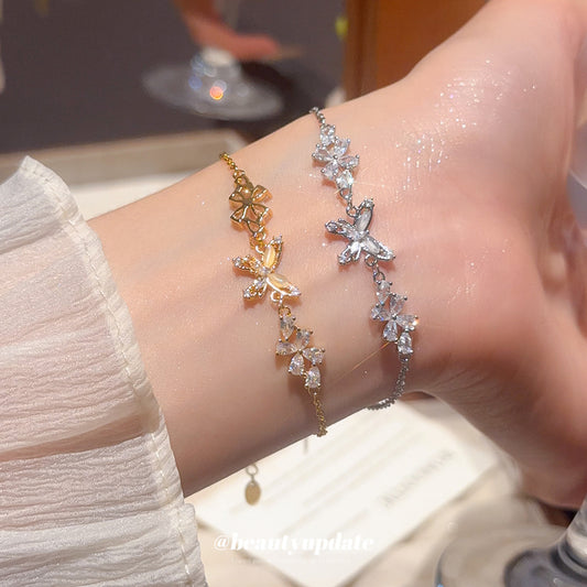 Bracciale da donna placcato oro 18 carati con zirconi a forma di farfalla in stile lusso