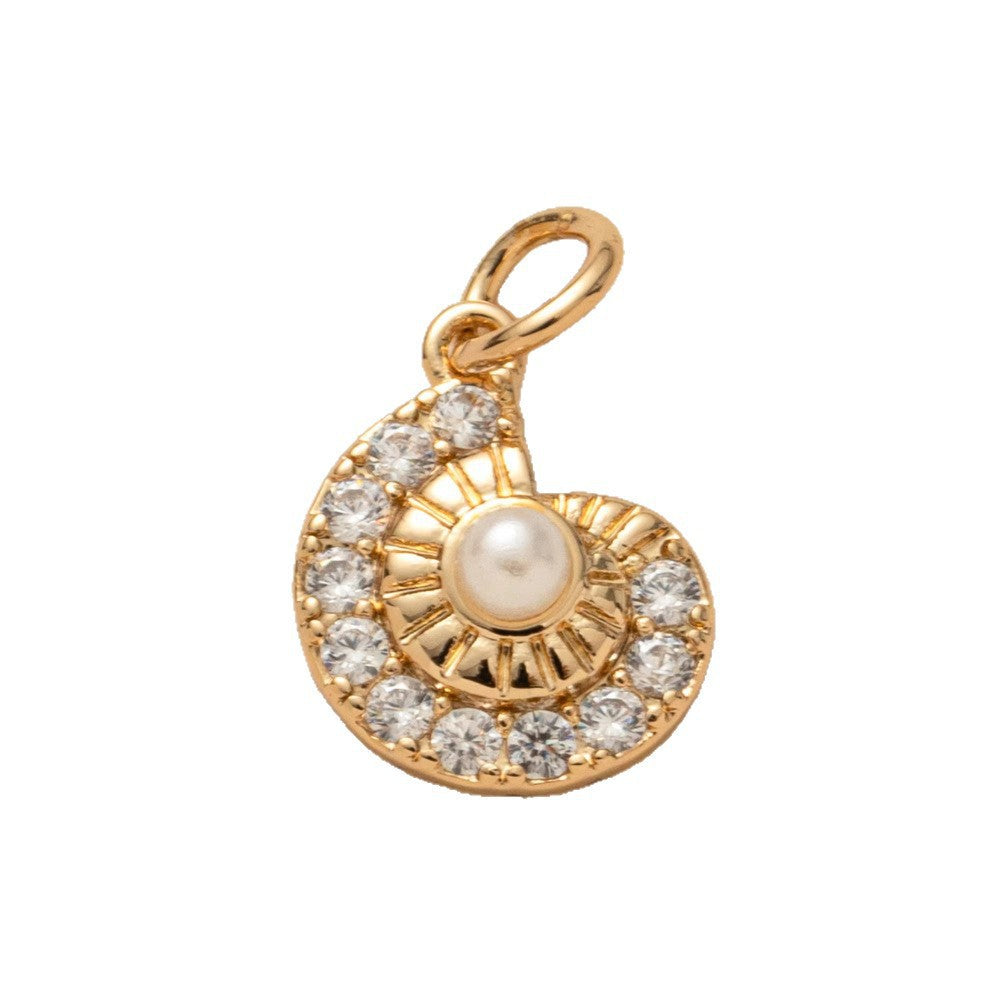 Luxury Casual Geometric Animal Brass Plated Pendant Necklace with Sea Star and Shell Elements for Unisex