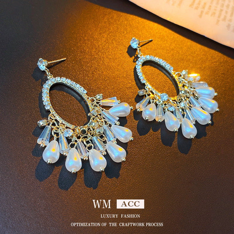 Vintage Elegant Oval Pearl Dangle Earrings with Silver-Plated Brass Hoops and Natural-Inspired Design