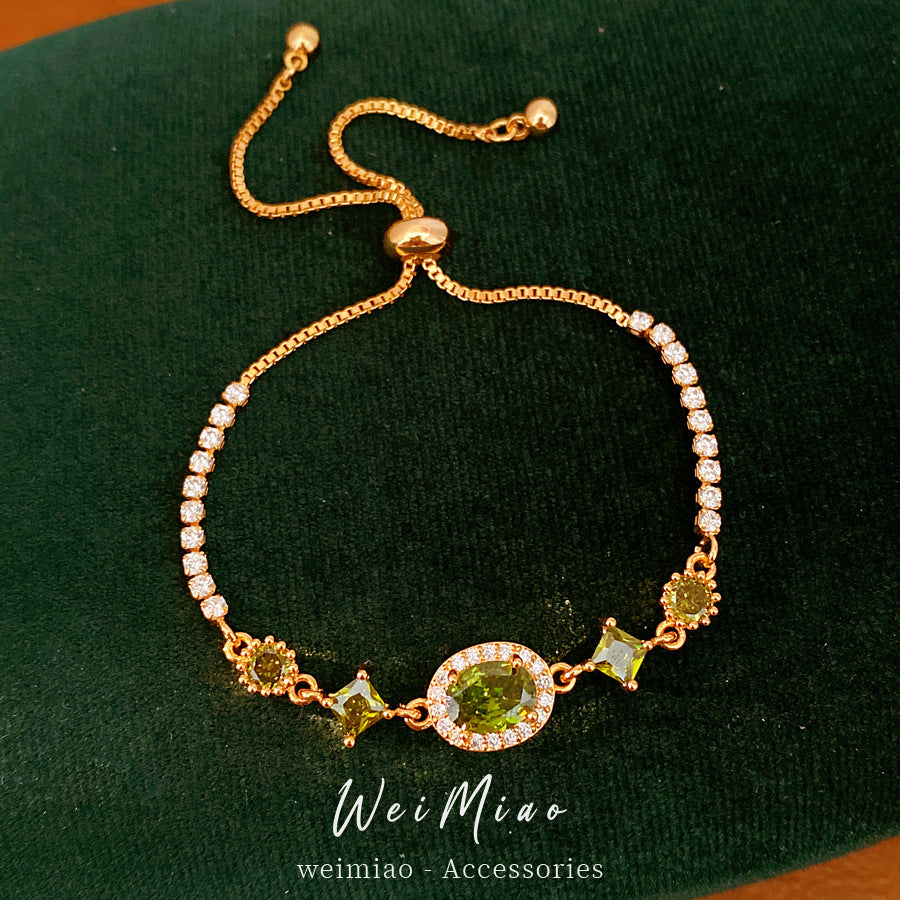 Luxury Elegant Oval Geometric 18K Gold Plated Brass Bracelet with Cubic Zirconia Inlay for Women