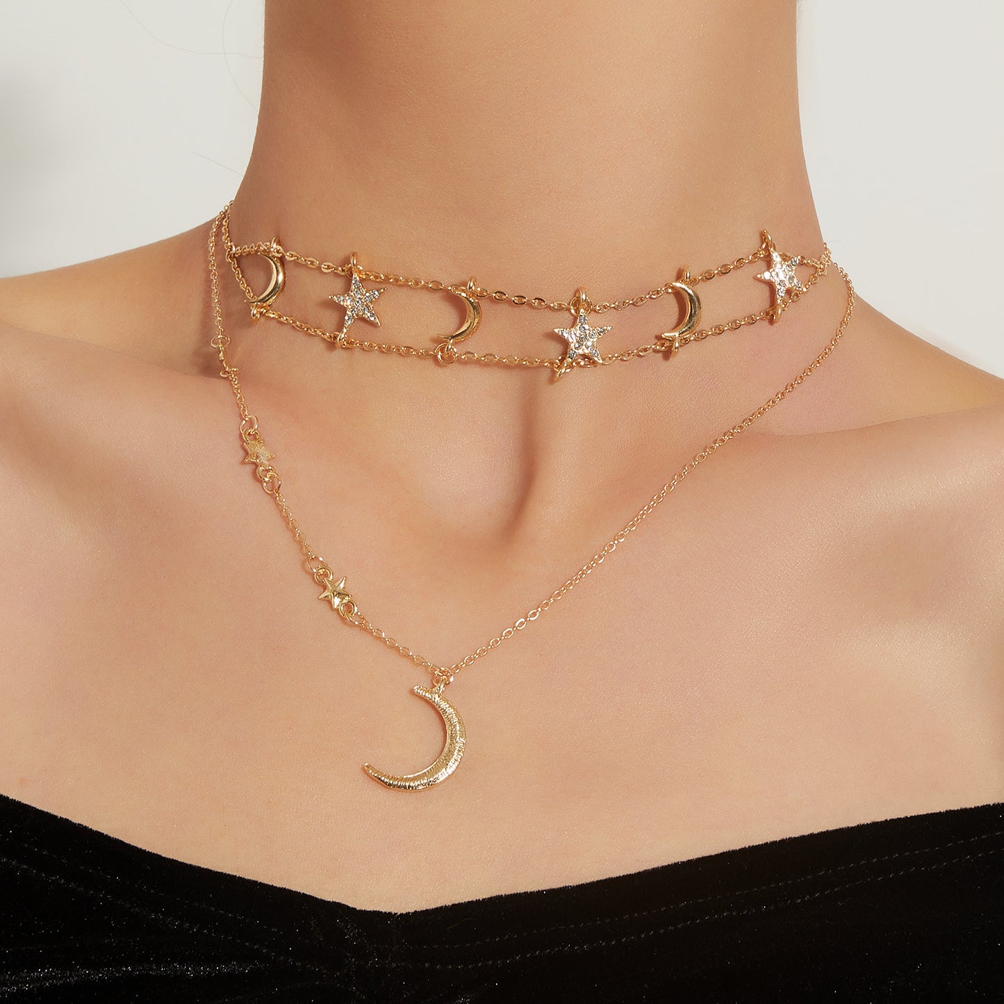 Casual Alloy Star Moon Pendant Necklace with Singapore Chain