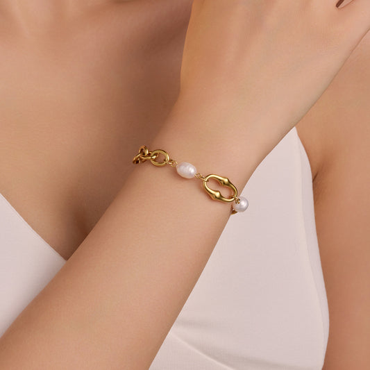 Pulsera geométrica de moda de acero de titanio con chapado en oro de 18 quilates e incrustaciones de perlas para mujer