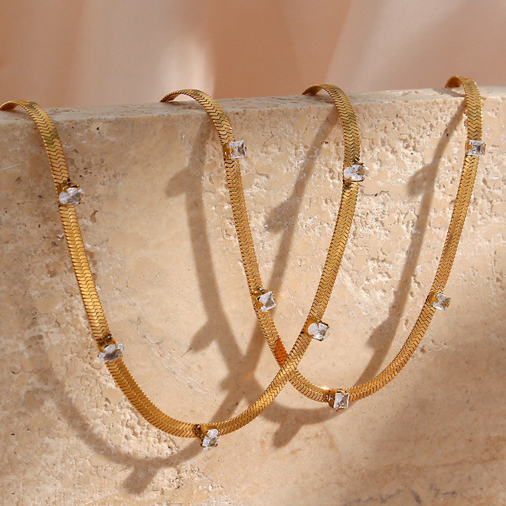 Minimalist Geometric Stainless Steel Plated Necklace for Women with Blade Chain and Clear Zirconia