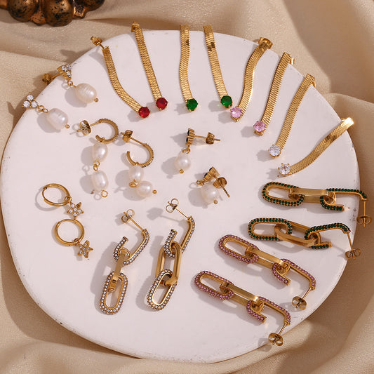 Pendientes minimalistas de estrella de cinco puntas para mujer de acero inoxidable con chapado en oro de 18 quilates y acabado esmaltado