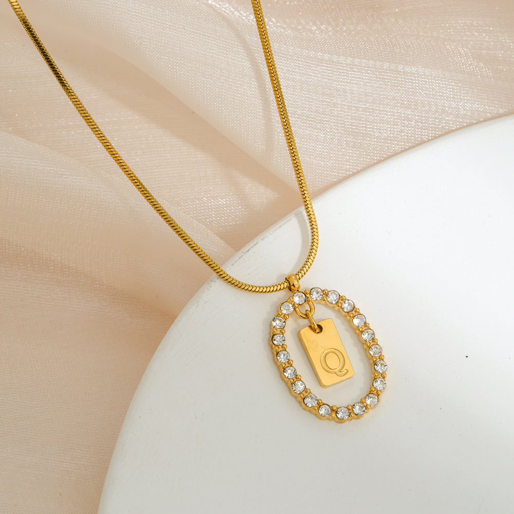 Collana da donna con ciondolo a lettera in acciaio inossidabile, minimalista, con strass, su catena snake