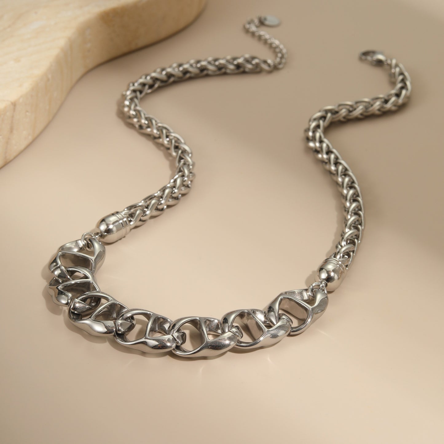Fashionable Geometric Stainless Steel Necklace with Gold Plating for Women, Adjustable Chain Jewelry