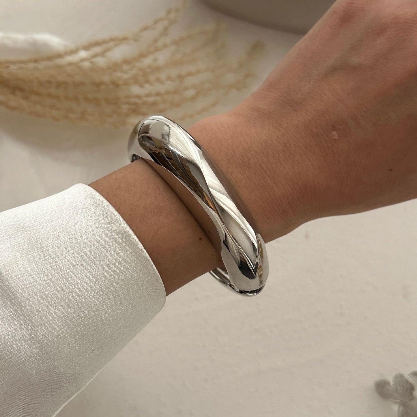 Heavy-Duty Polished Double Teardrop Oval Alloy Bracelet Set