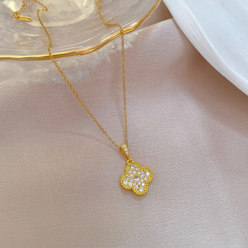 Luxury Floral Micro-Paved Titanium Steel Necklace for Women with Gold Plating and Irregular Design