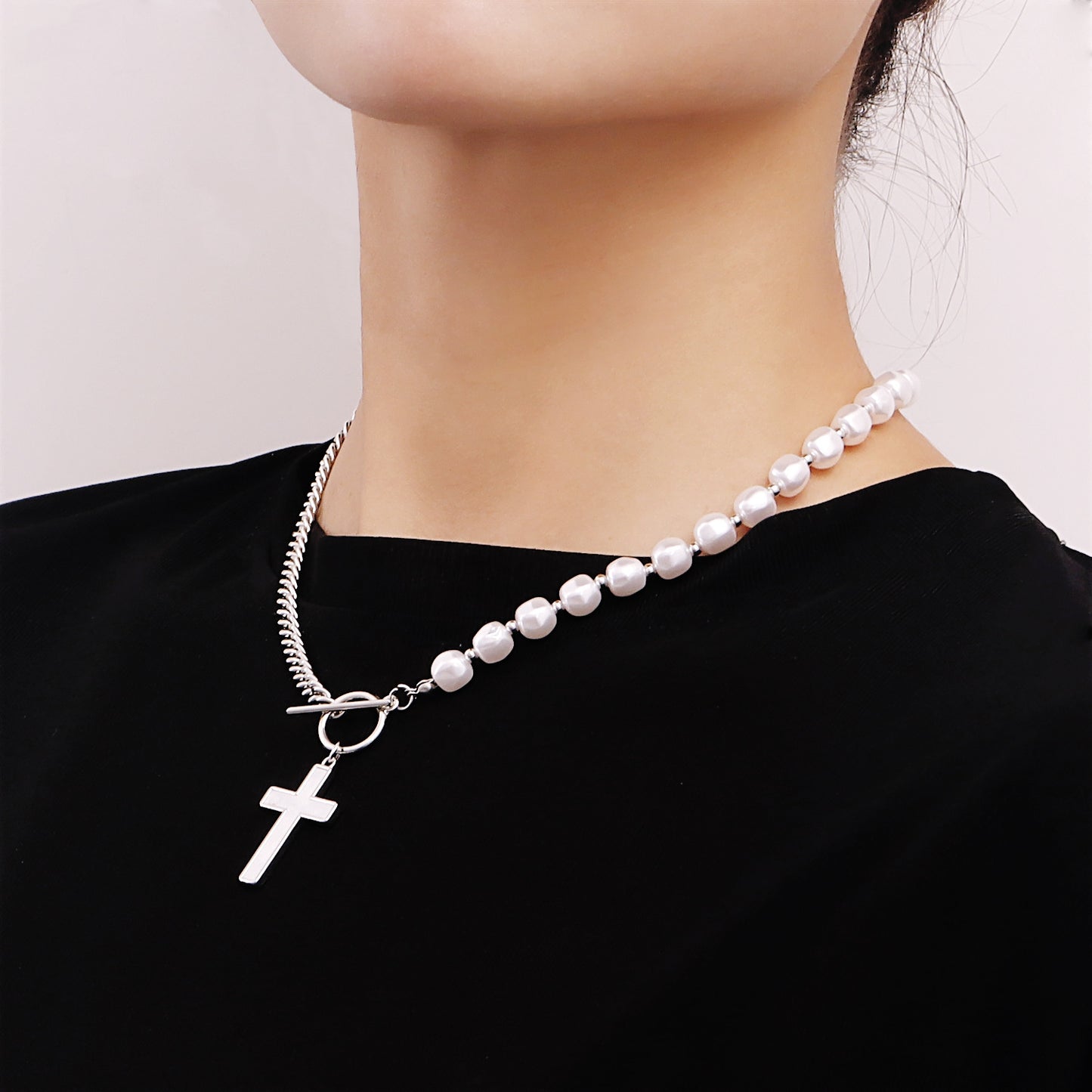 Minimalist Geometric Cross Pendant Necklace in Alloy with Electroplated Finish for Women