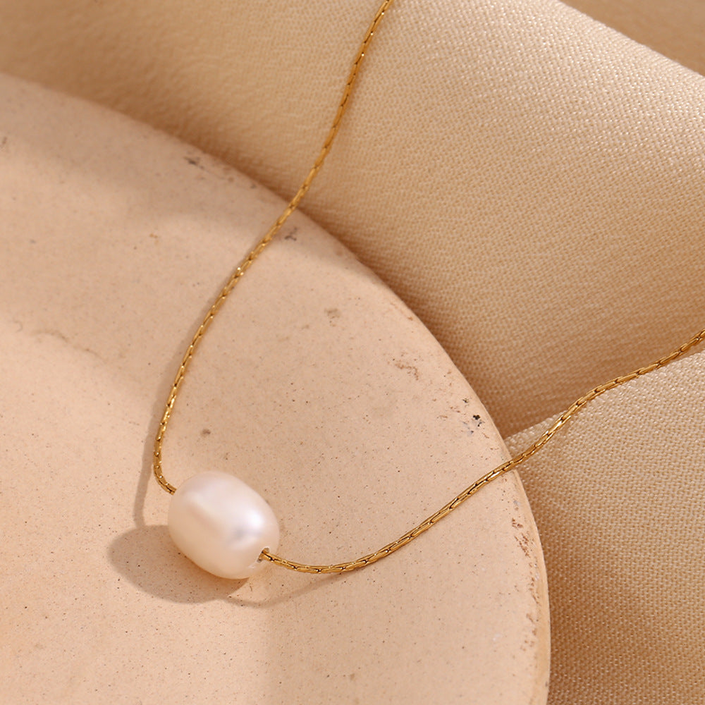Minimalist Geometric Stainless Steel Plated 18K Gold Delicate Clavicle Necklace for Women with Pearl Accent