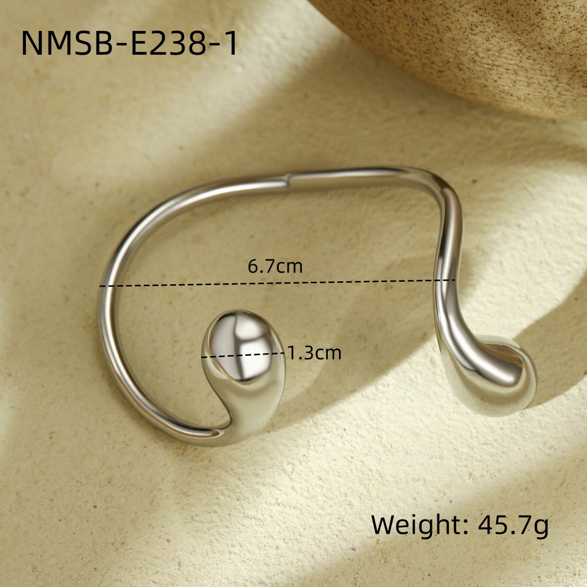 Fashion Minimalist Irregular Round Titanium Steel Bracelet Set with Electroplated Finish for Women
