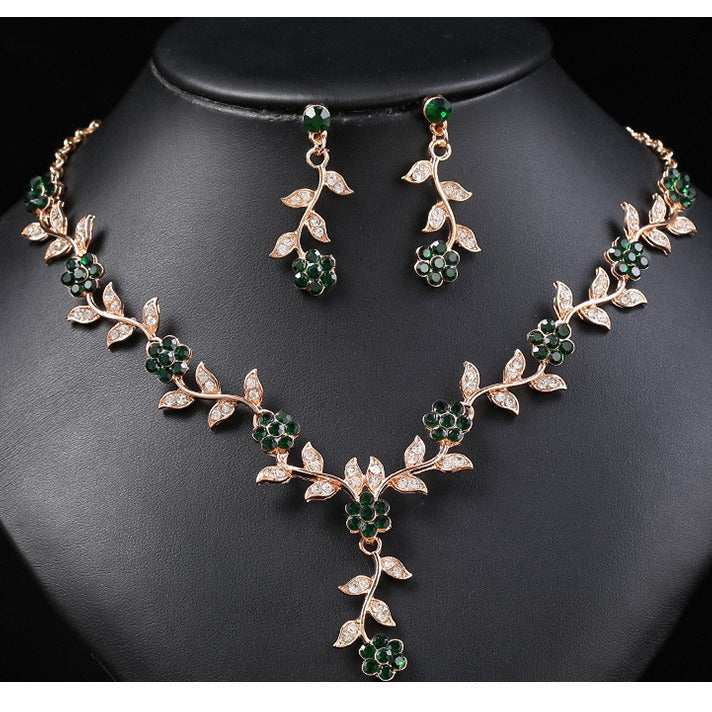 Vintage Retro Flower Shape Alloy Necklace and Earring Set with Colorful Rhinestone Inlay