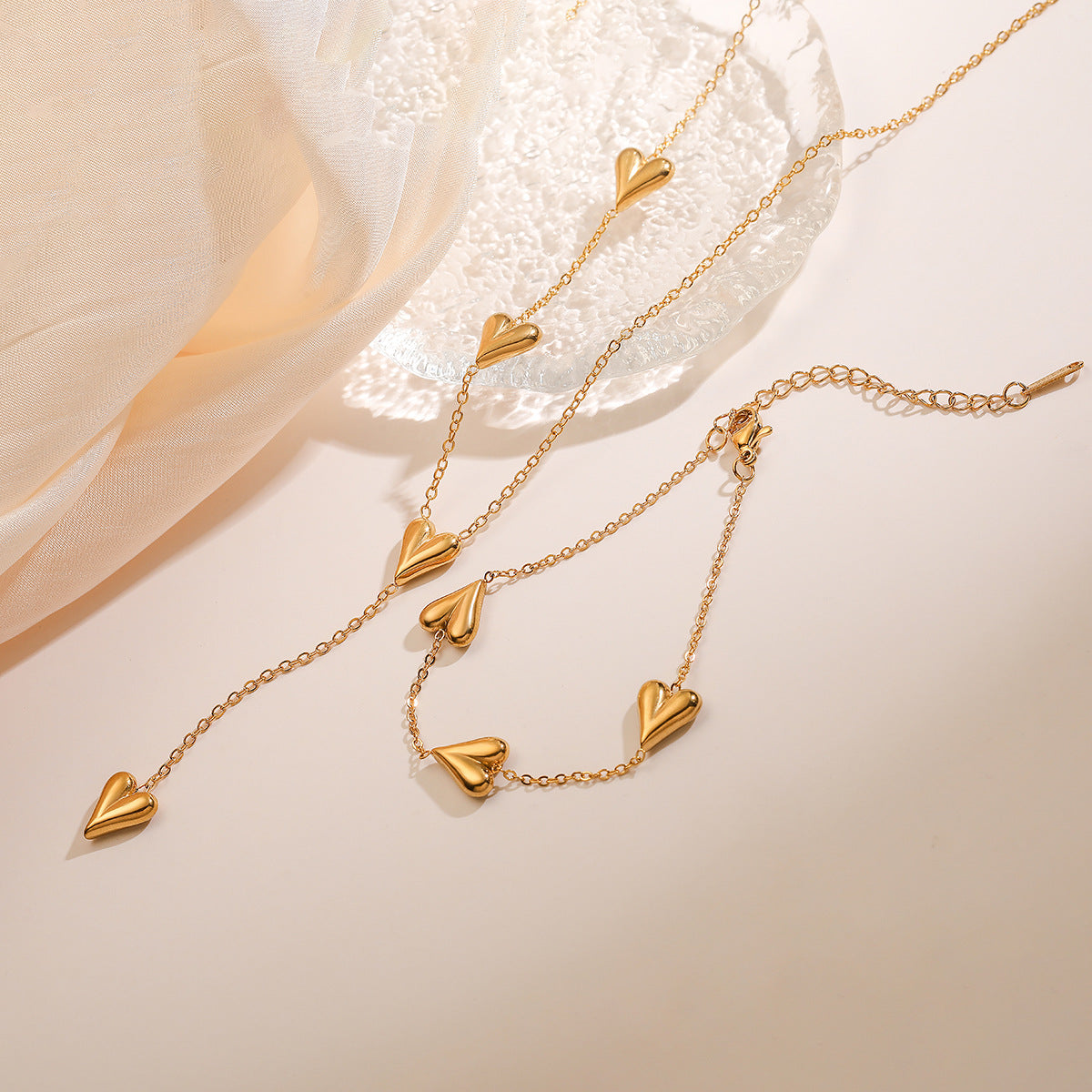 Elegant Gold Plated Heart Pendant Necklace for Women Stainless Steel