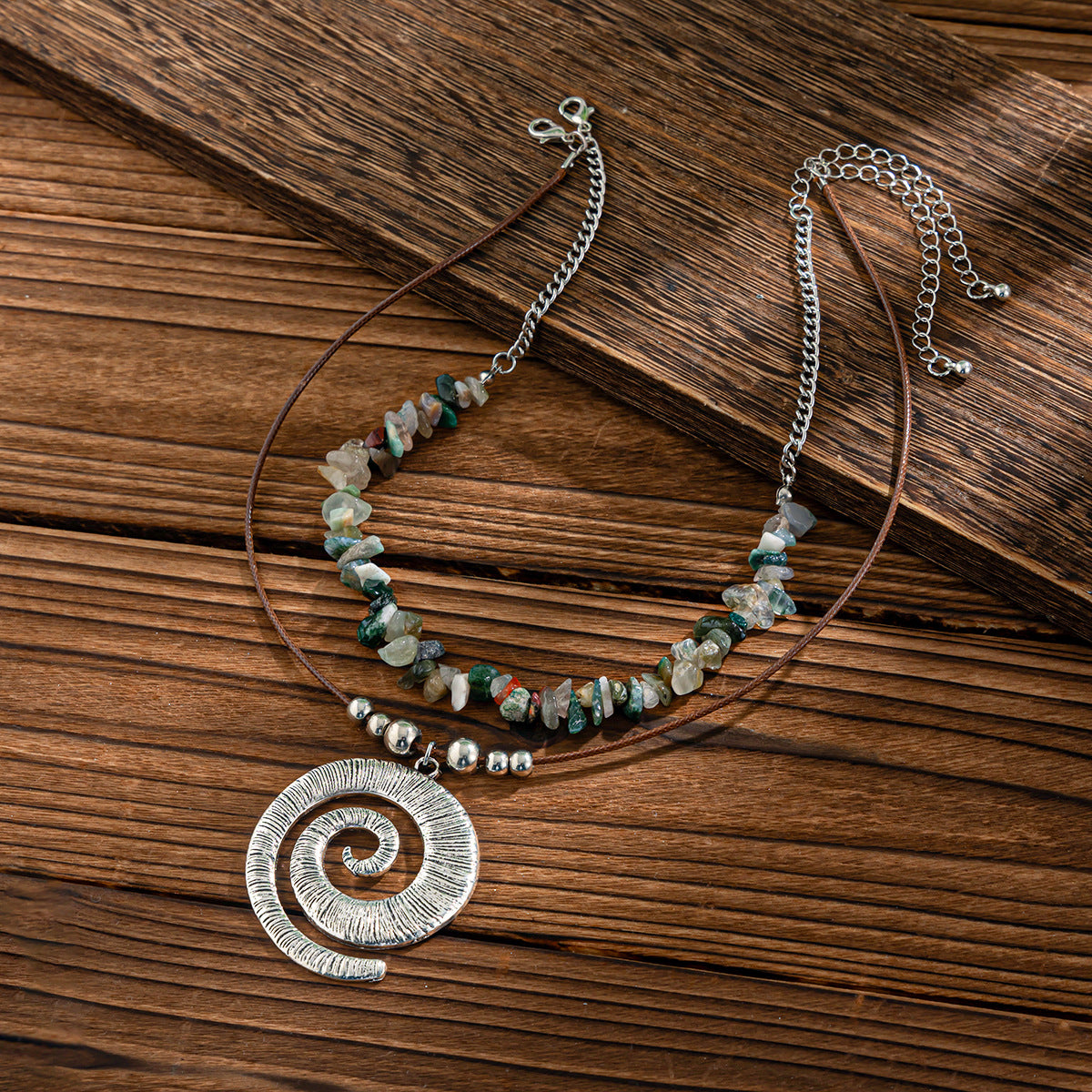 Bohemian Vintage Striped Geometric Alloy Plated Pendant Necklace for Women