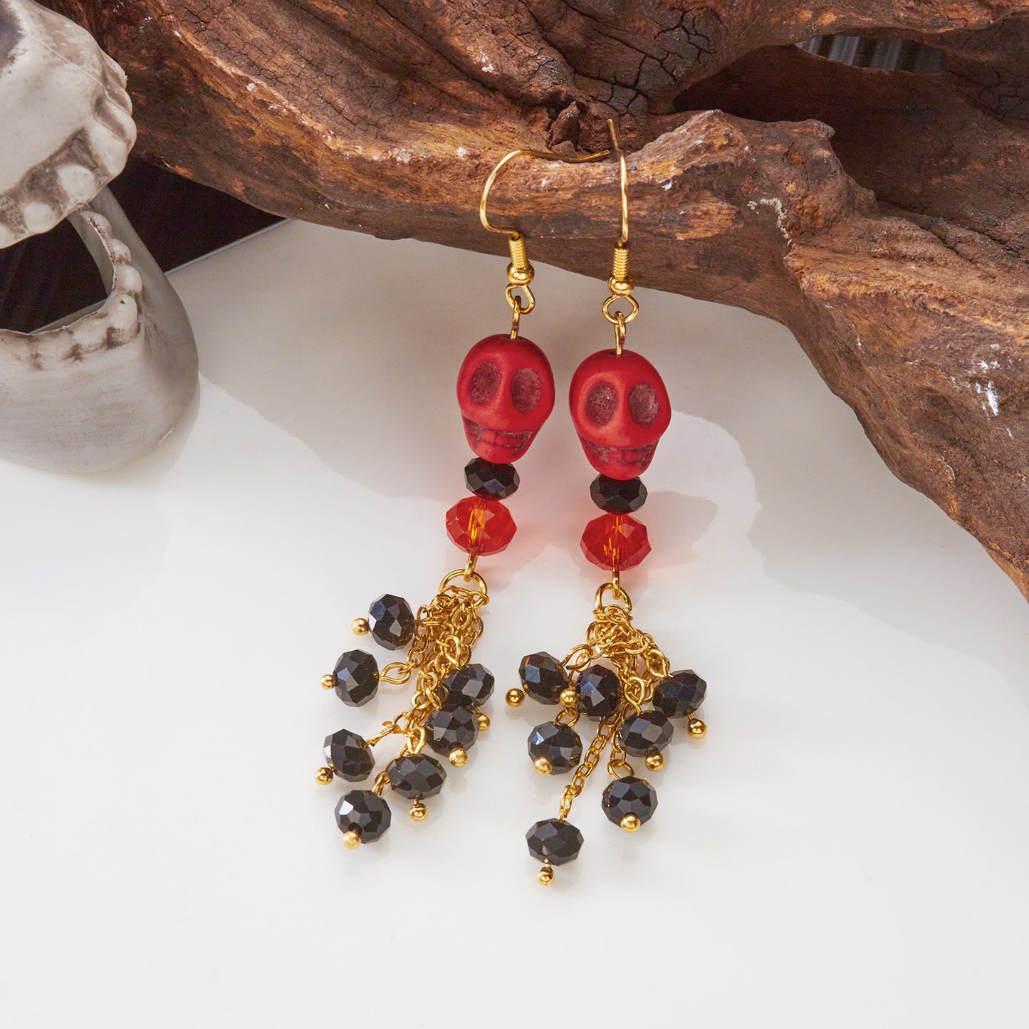 Dark Gothic Resin Skull Stud Earrings with Crystal Dangling Accents for Unisex Halloween Costume Jewelry