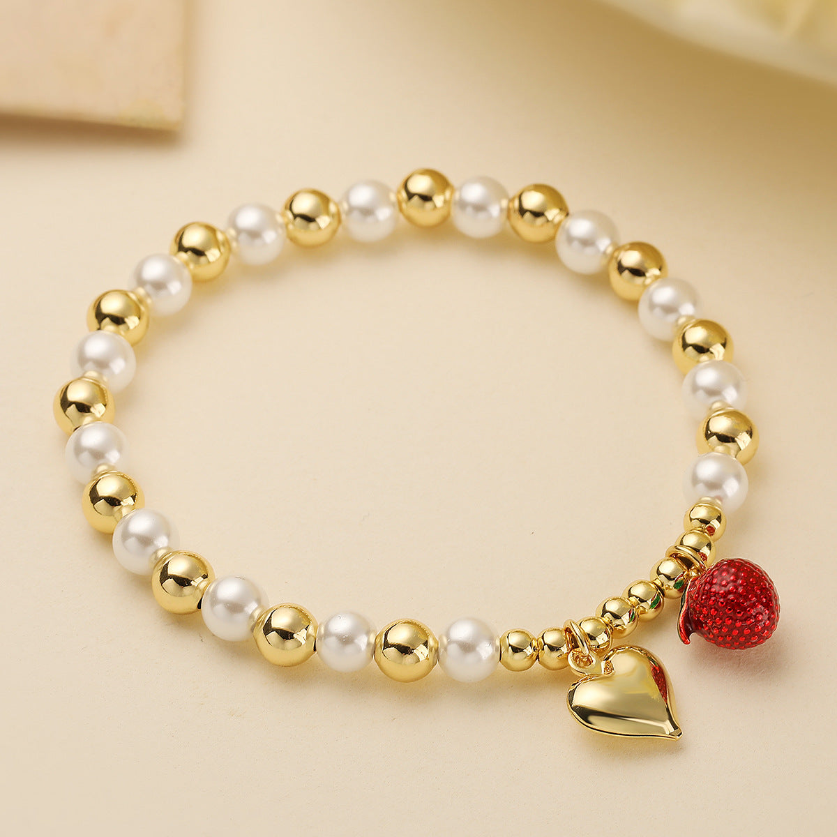 Fashion-Commuter Cherry and Heart-Shaped Pearl Beaded Bracelet for Women with Gold Plating on Copper