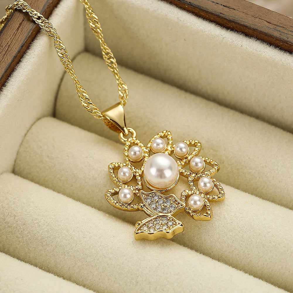 Elegante Collana Pendente da Donna a Farfalla e Albero in Rame Placcato Oro con Zirconi e Perle