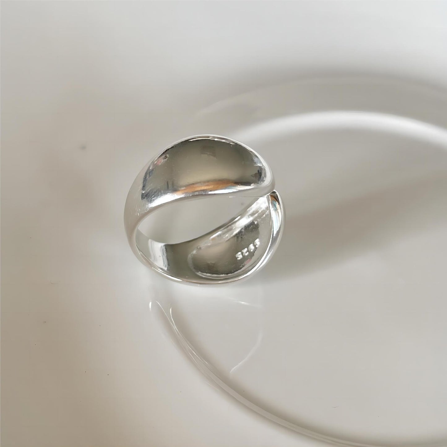 Minimalist Heart-Shaped 925 Sterling Silver Ring with Beveled Square Accents for Women