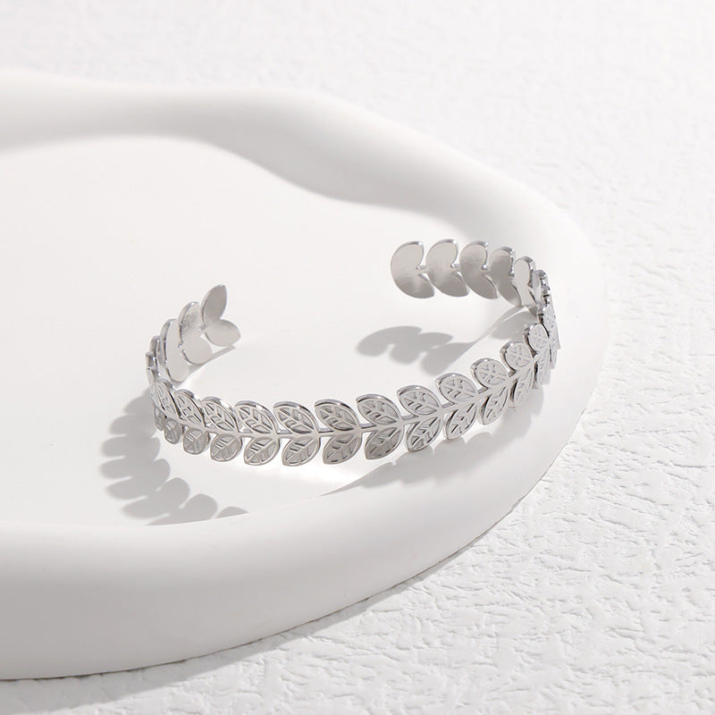 Fashion Leaf Design Adjustable C-Shape Bracelet 18K Gold Plated Stainless Steel Women Jewelry