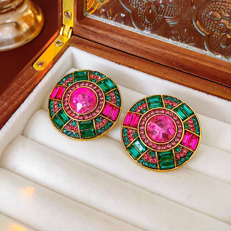 Vintage-Style Geometric Round Stud Earrings in Alloy with Rhinestone Inlay and Gold Plating for Women