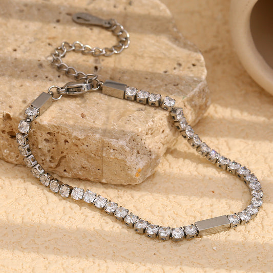 Bracciale da donna in acciaio inossidabile placcato oro 18 carati con zirconi cubici da 3 mm, dal design geometrico minimalista e alla moda