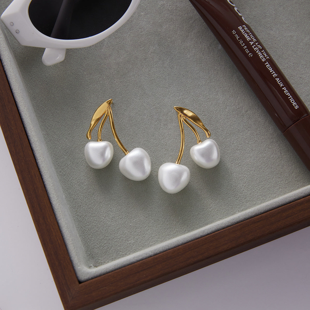 Pendientes de botón de acero inoxidable con forma de cereza y acabado chapado para mujer, joyería de moda geométrica minimalista