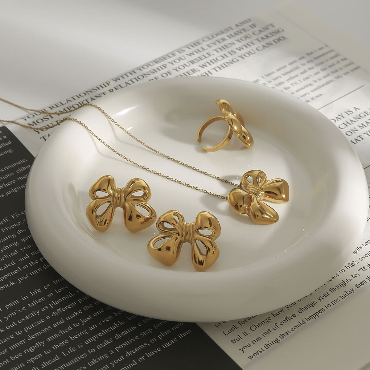 Elegant Bowknot Titanium Steel Necklace with Plated Finish for Women, Geometric Design, Lightweight Luxury Jewelry