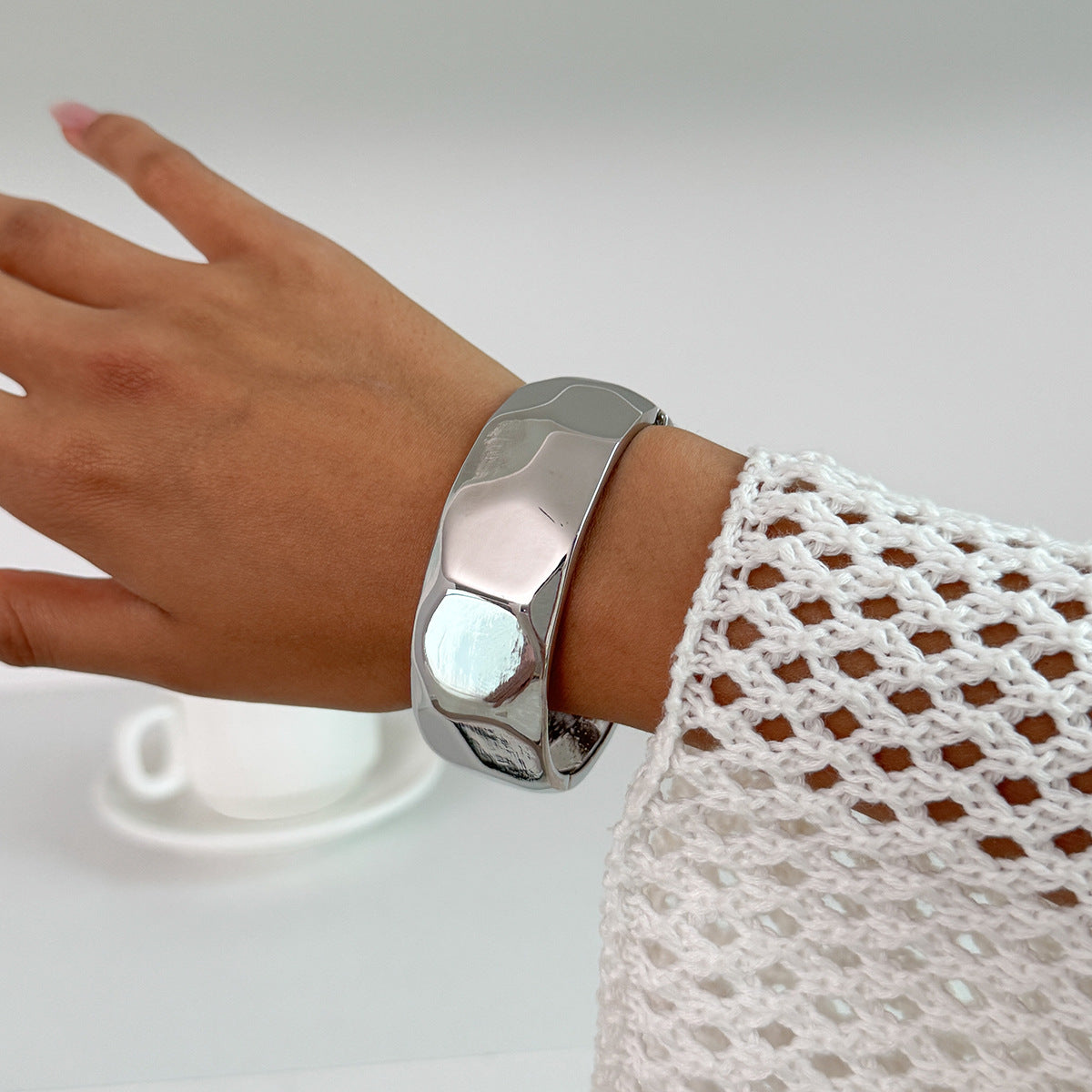 Minimalist Geometric Oval Plated Alloy Bracelet Set