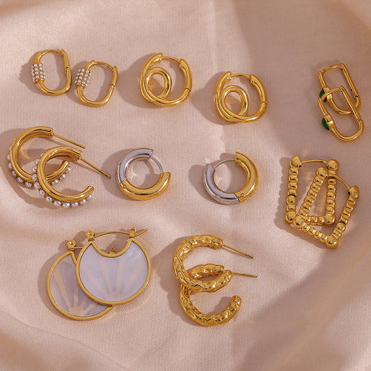 Pendientes de aro minimalistas de lujo en acero inoxidable con textura de bambú y baño de oro de 18 quilates para mujer
