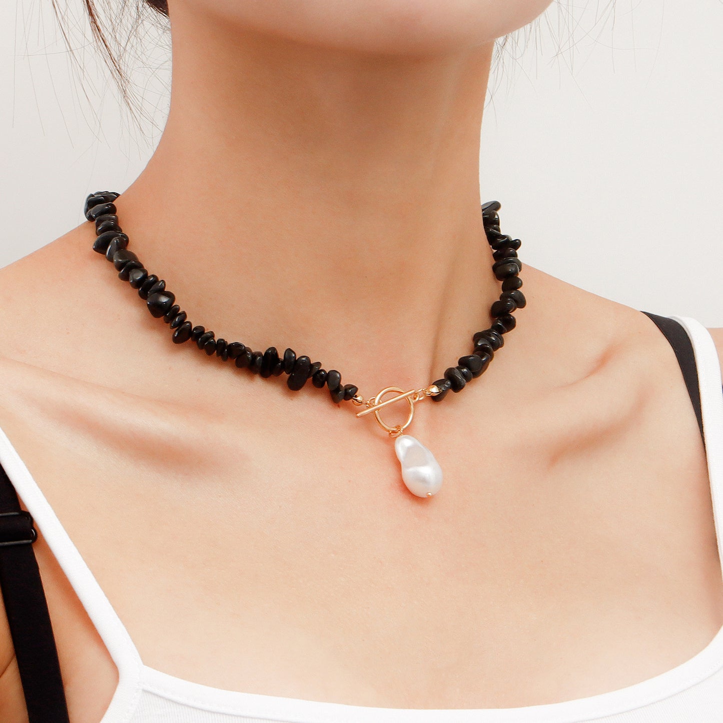 Minimalist Geometric Pendant Necklace for Women with Black Natural Stone Inlay and Large Pearl Charm on Alloy Chain with Plated Finish