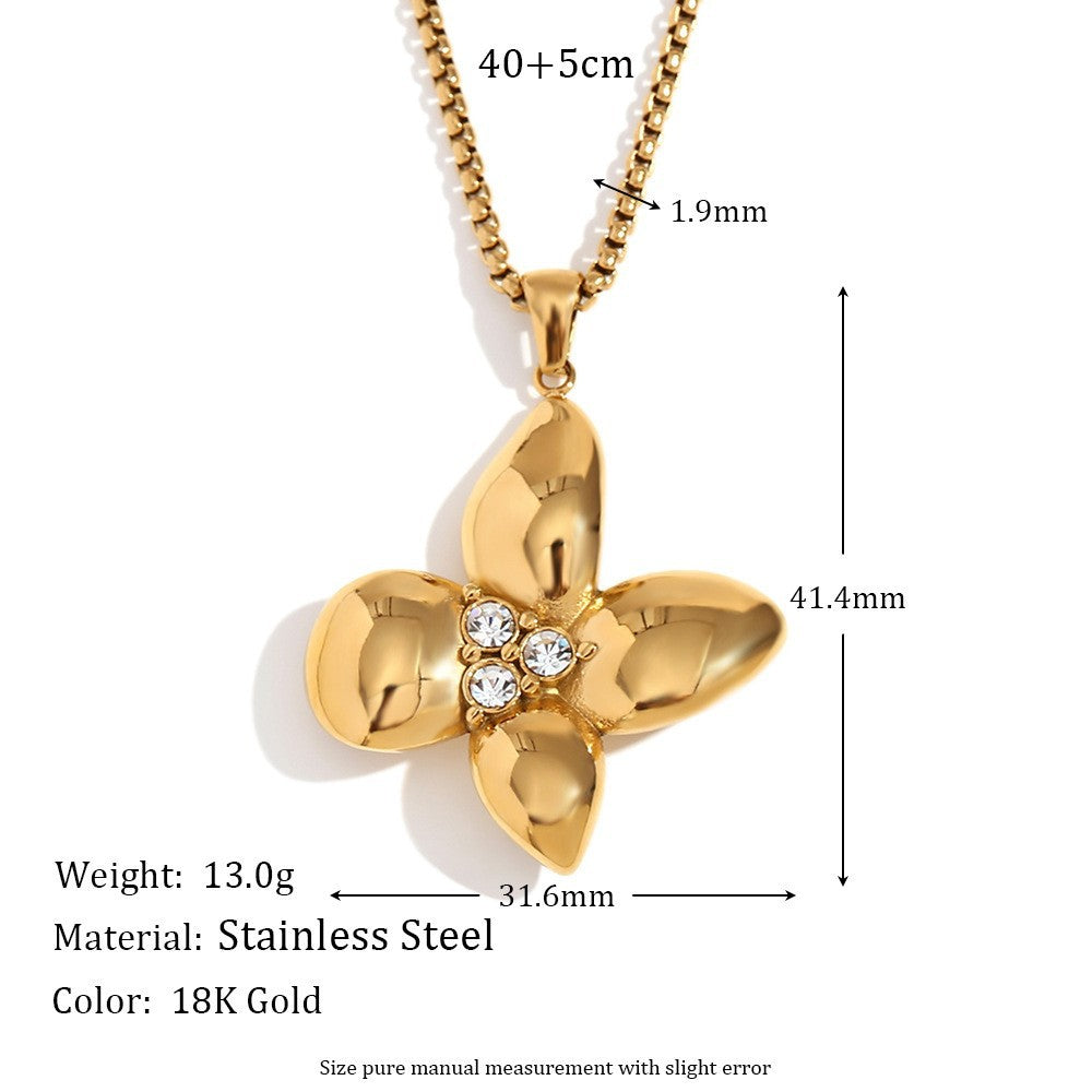 Vintage Floral Ring in Stainless Steel with 18K Gold Plating for Women