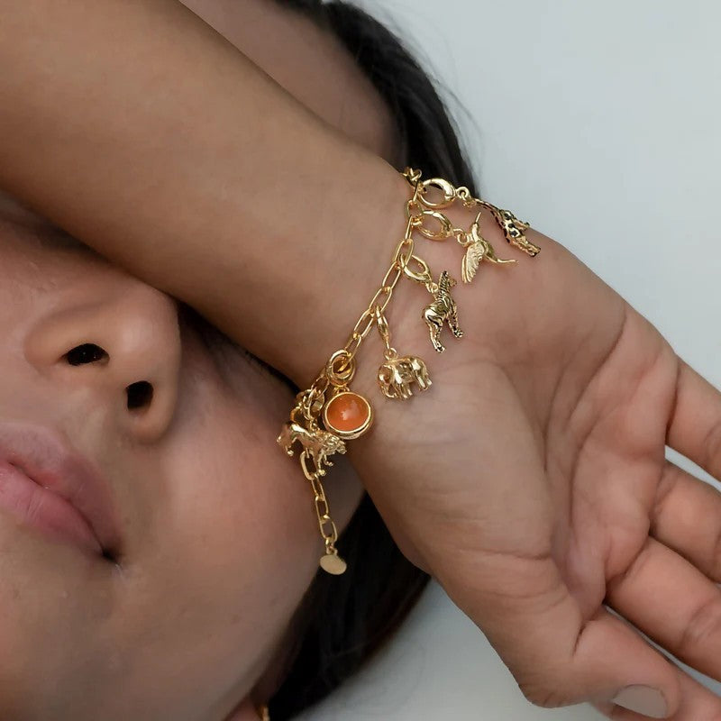 Ciondolo Bar Minimalista Geometrico a Forma di Animale in Acciaio Inox Placcato Oro 18K PVD per Collana con Catena a Cavo