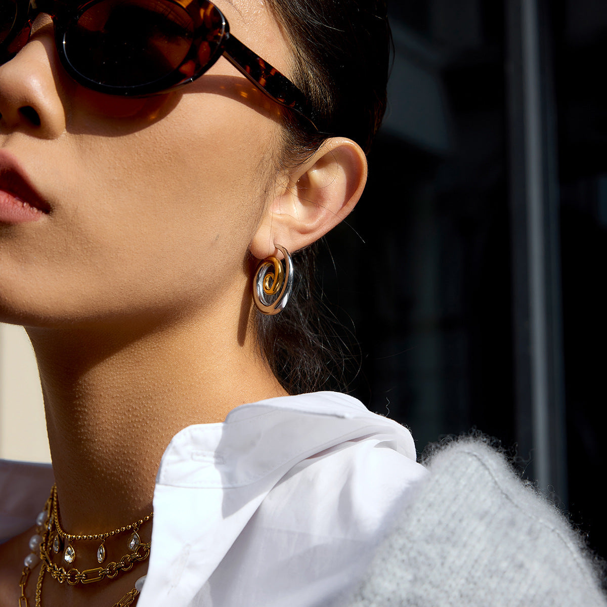 Pendientes de acero inoxidable geométricos minimalistas con baño de oro al vacío PVD para mujer