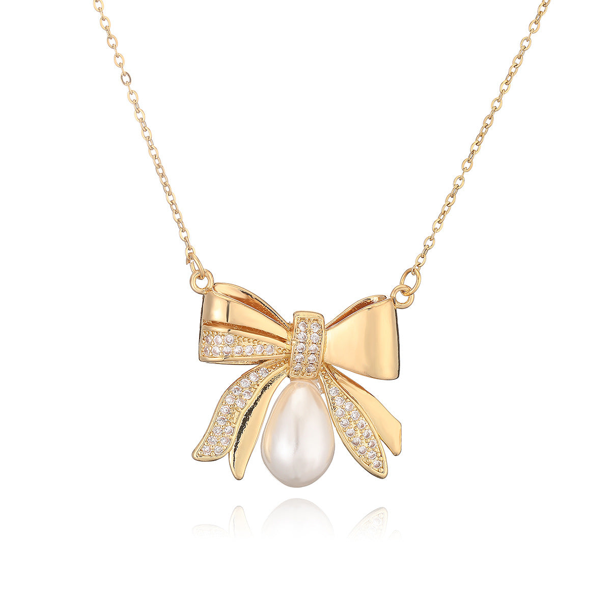 Collana girocollo da donna con ciondolo a fiocco placcato in oro 18 carati su base in rame, con zirconi e perle.