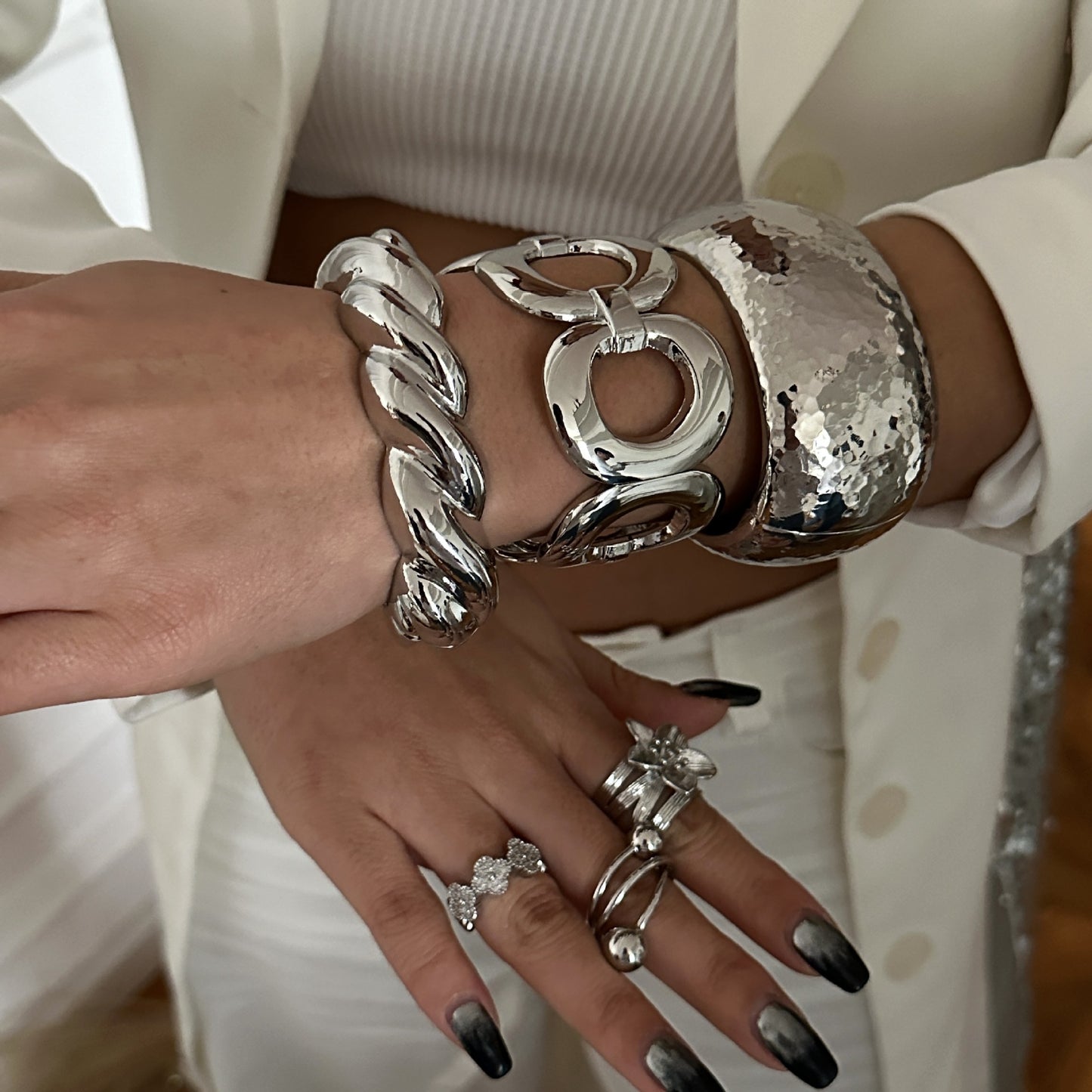 Bracciale alla moda con polsino largo in lega placcata oro, stile hip-hop e geometrico
