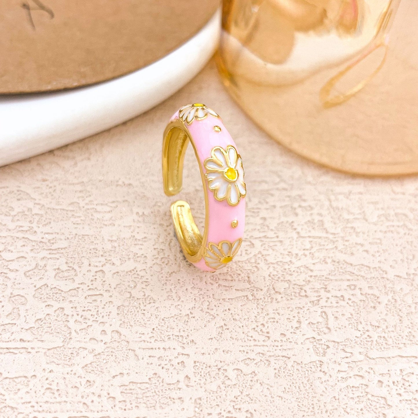 Sweet Floral Alloy Gold Plated Ring for Women