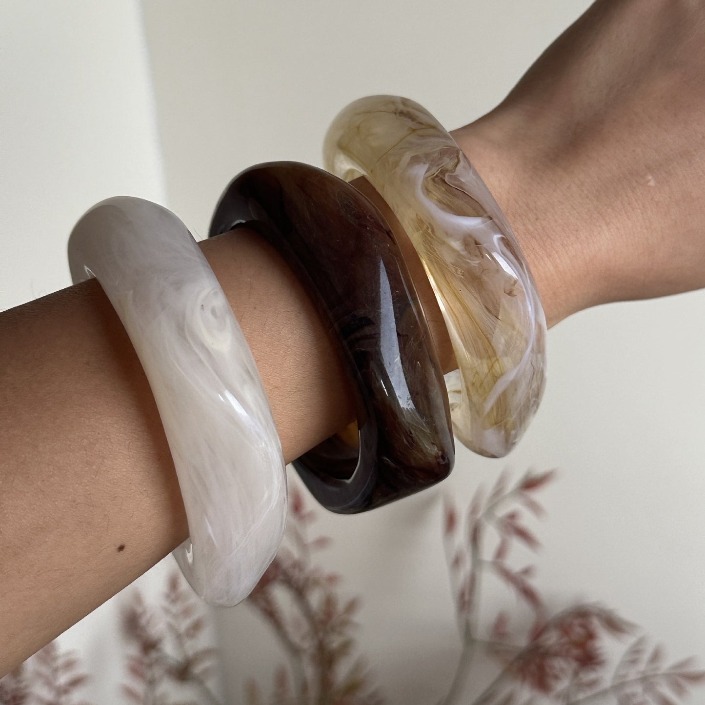 Irregular Geometric Translucent Acrylic Bracelet