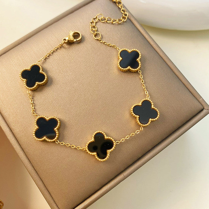 Minimalist Clover-Shaped Titanium Steel Bracelet with Gold Plating for Women and Men