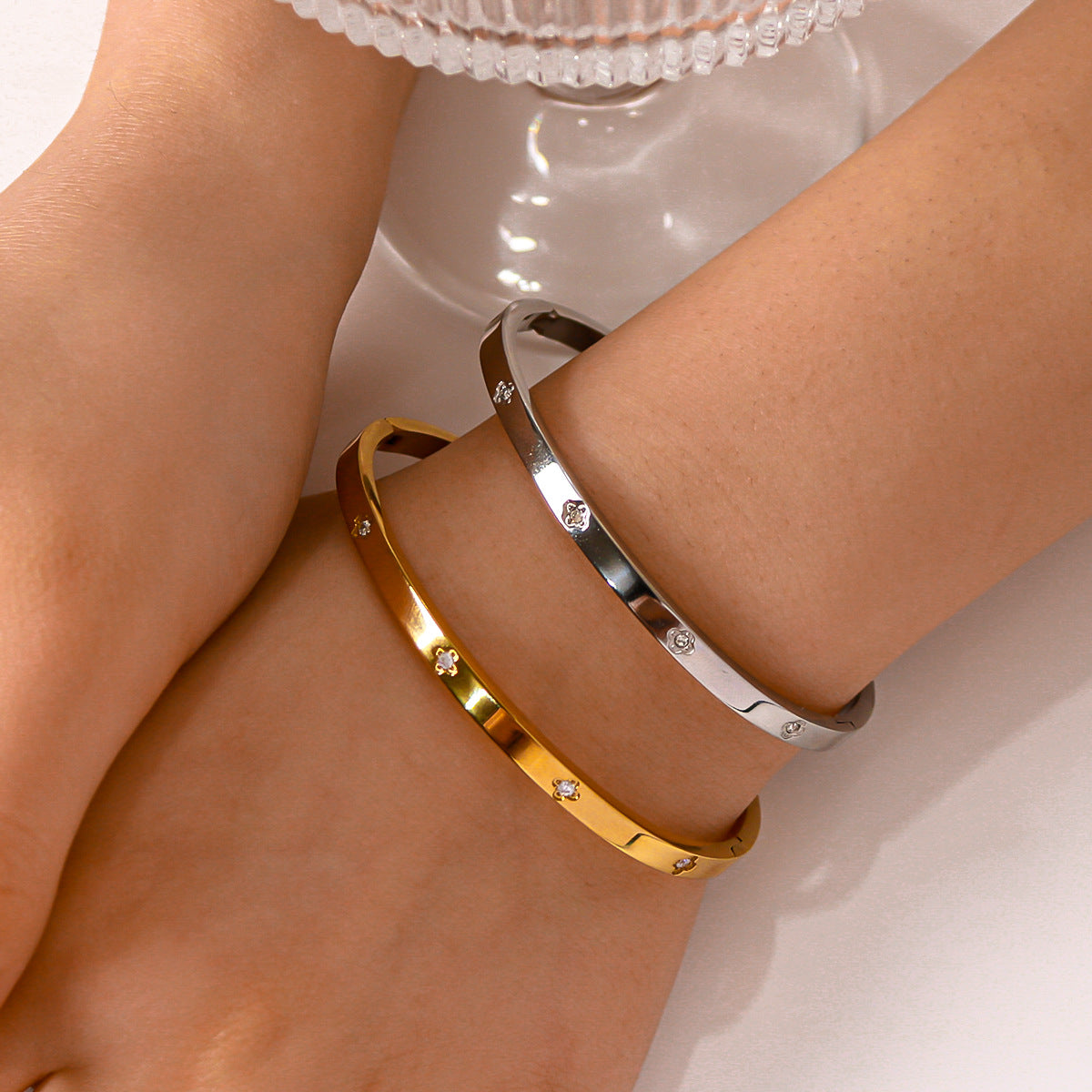 Ins Style Irregular Shape Titanium Steel Gold Plated Bracelet with Zircon for Women