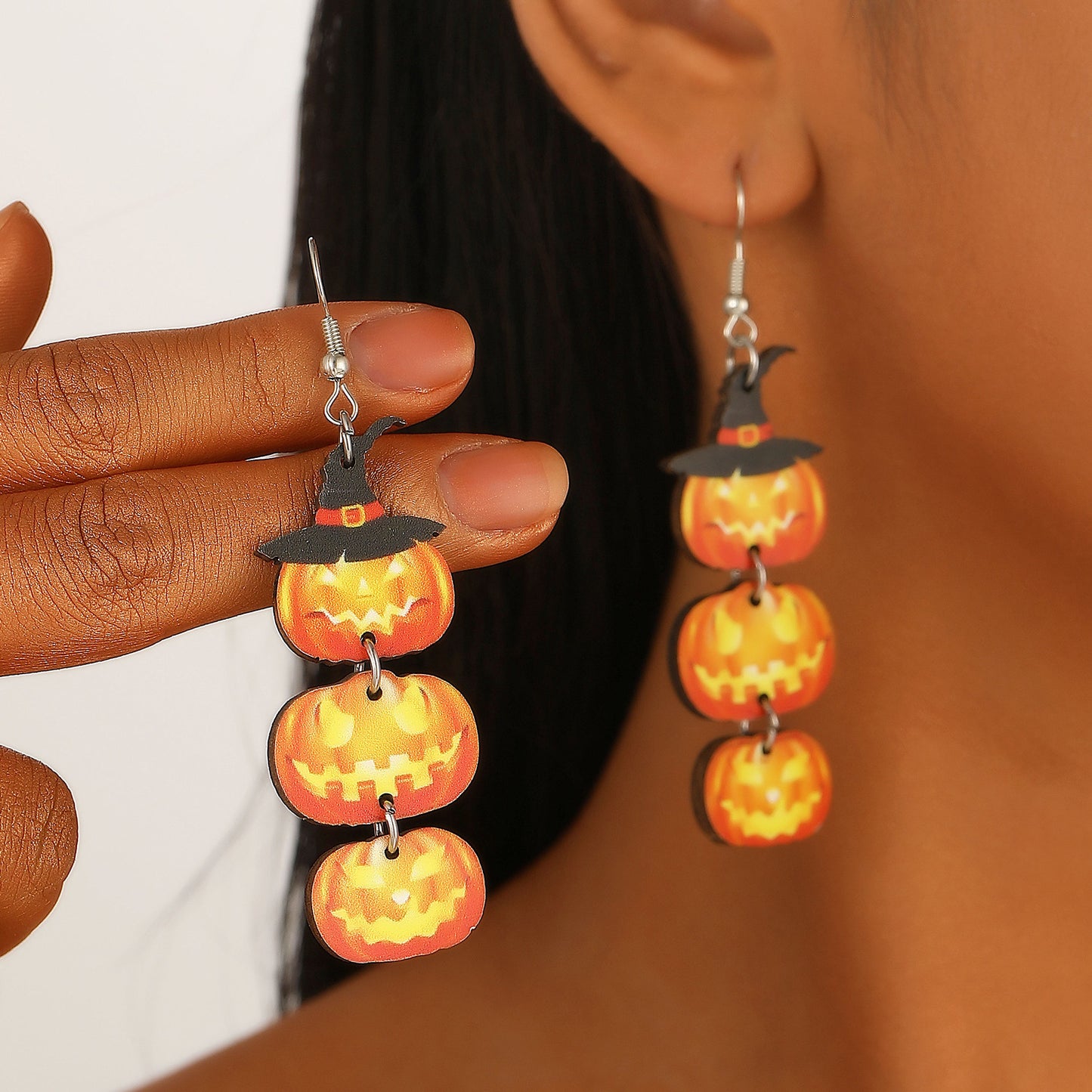 Pendientes de calavera geométrica de madera y calabaza con temática de Halloween para mujer con acabado chapado