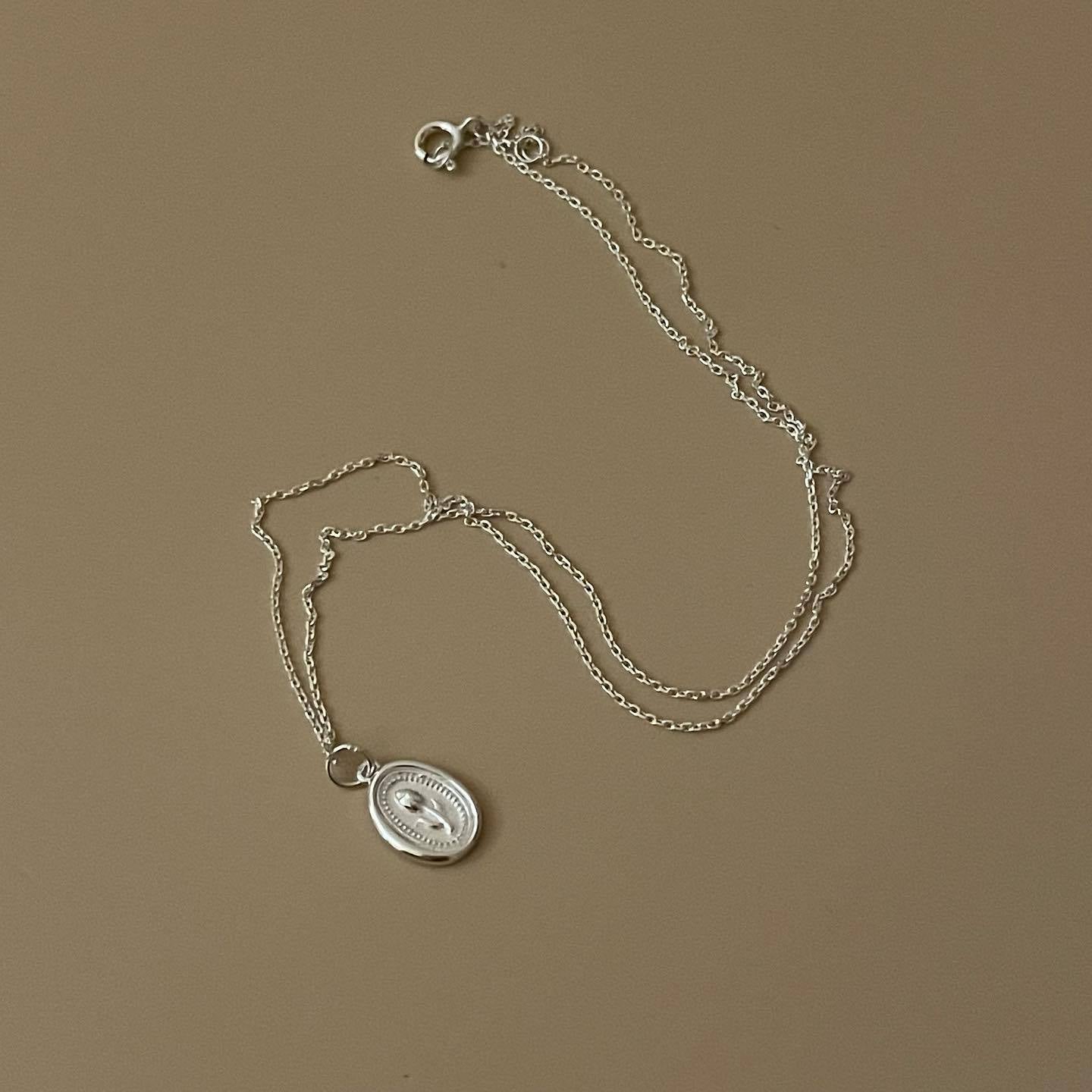 Minimalist Floral Tulip Pendant Necklace in 925 Sterling Silver with Snake Chain