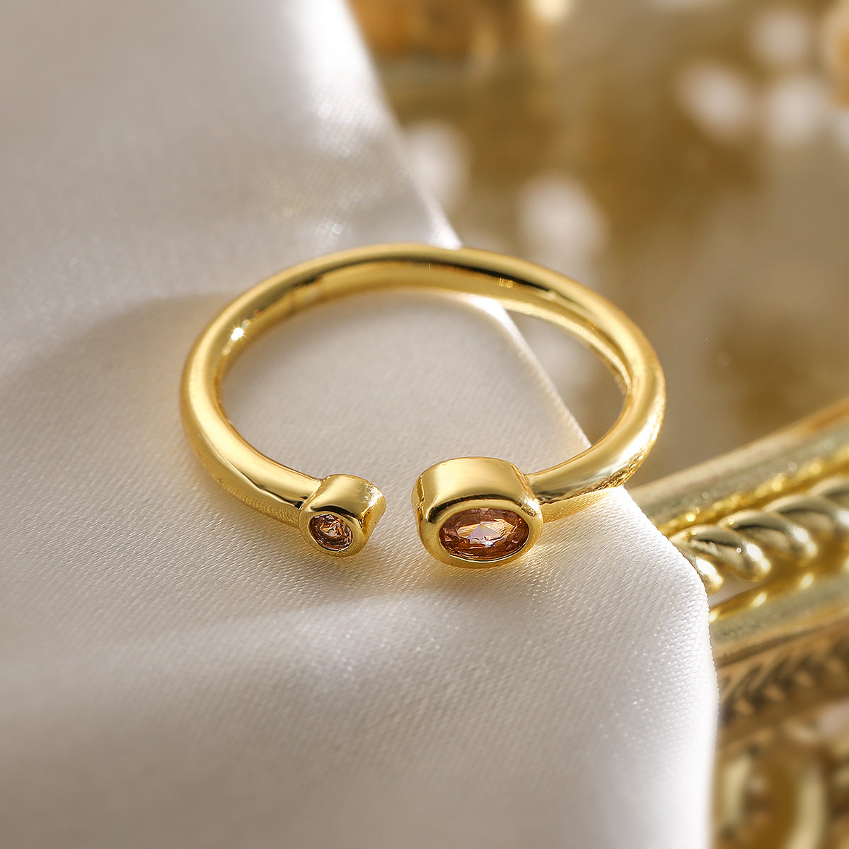 Minimalist Geometric Copper Ring with 18K Gold Plating and Zircon Inlay for Women